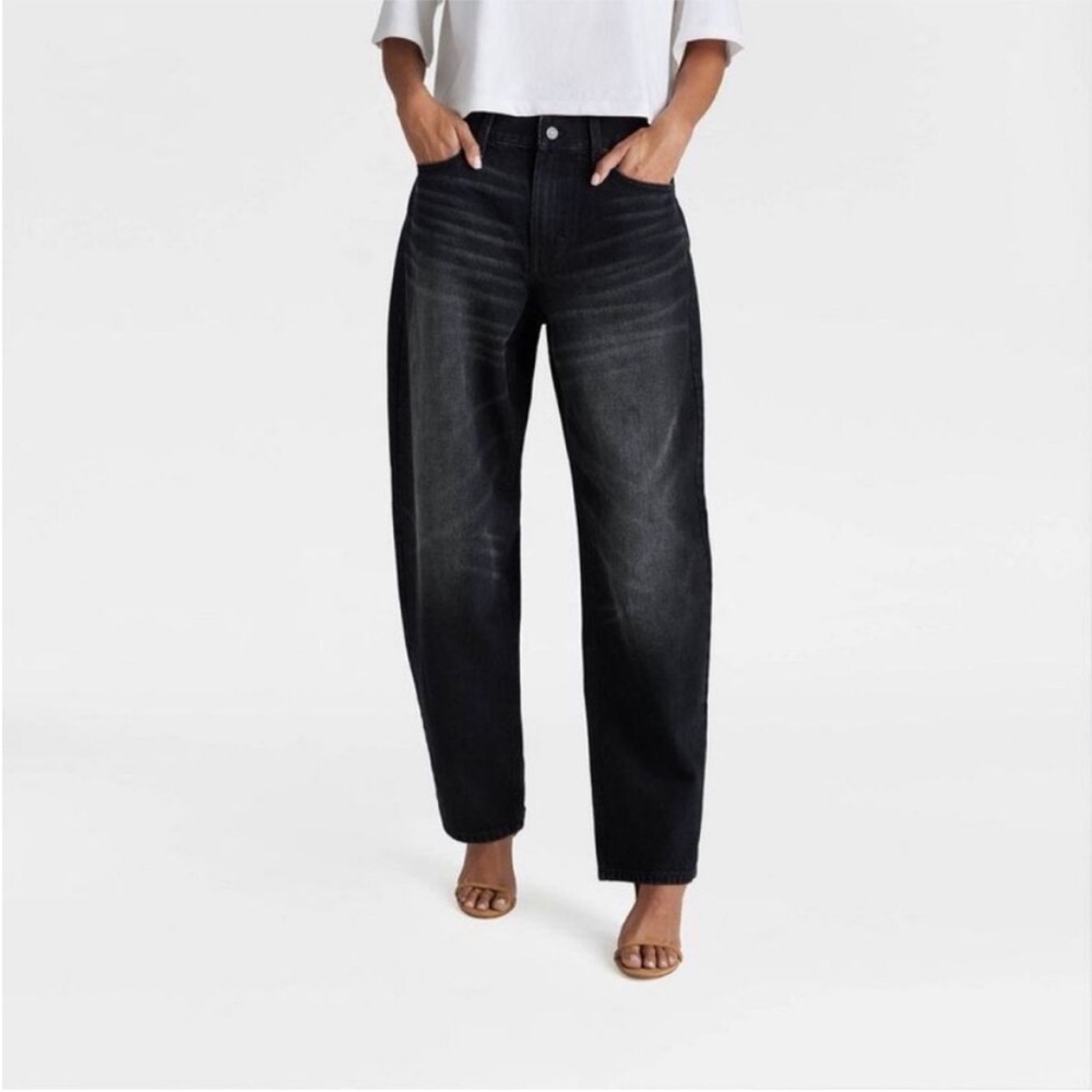 KBB by KAHLANA Women's Mid-Rise Barrel Leg Jeans Size 6 - Picture 2 of 3